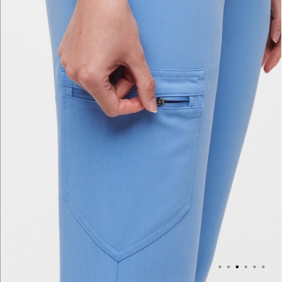 figs scrub bottoms - Picture 2 of 5